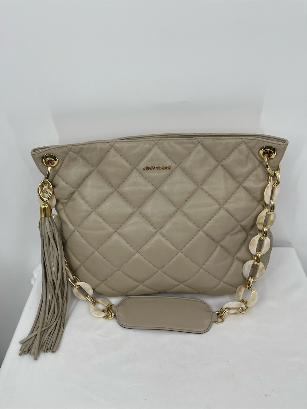 KELLY TOOKE Beige Leather Shoulder Bag with Red Suede Interior QUILTED STITCHING